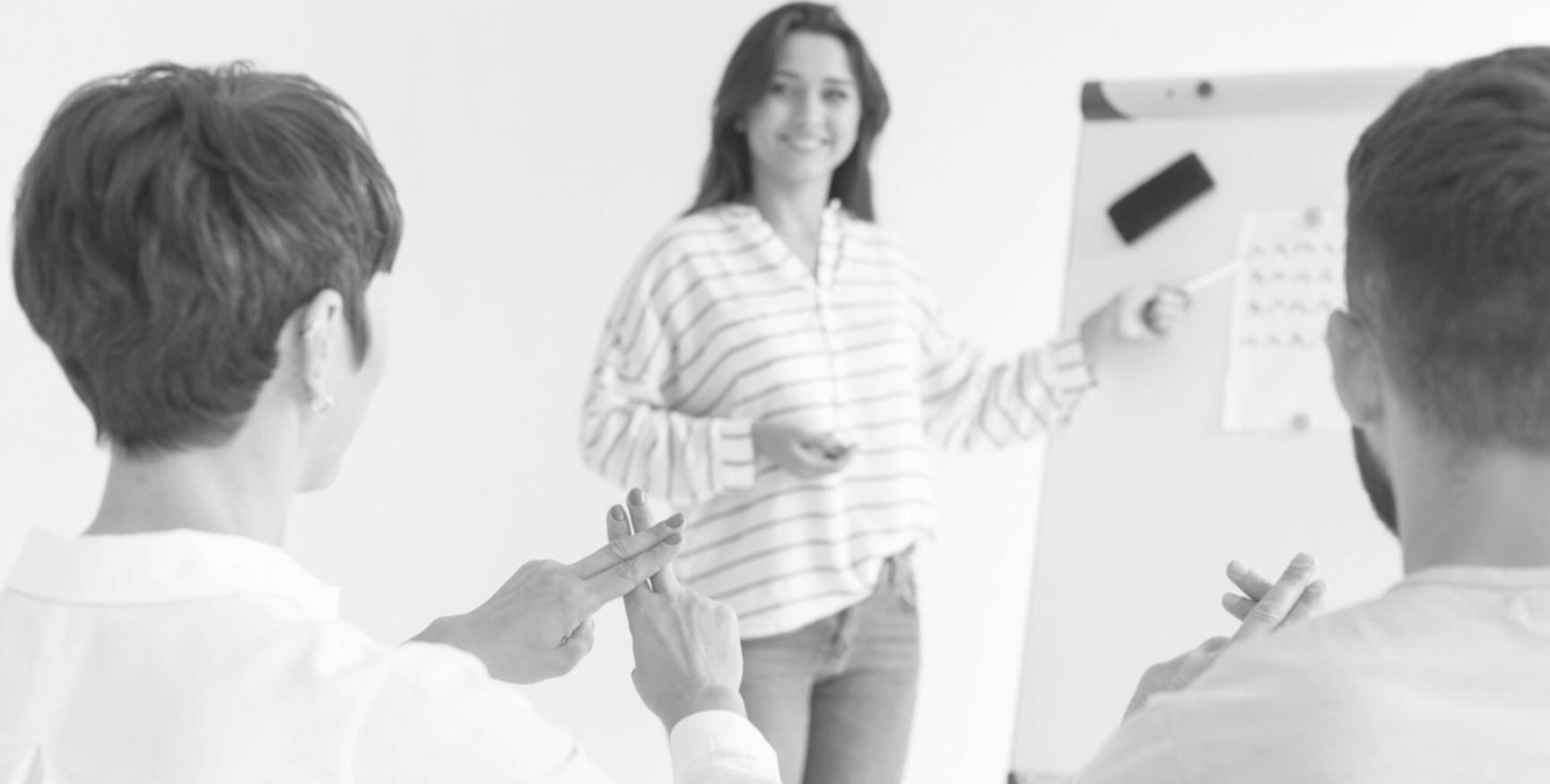 Certificados y reconocimientos de prenorvalithstudio en educación financiera